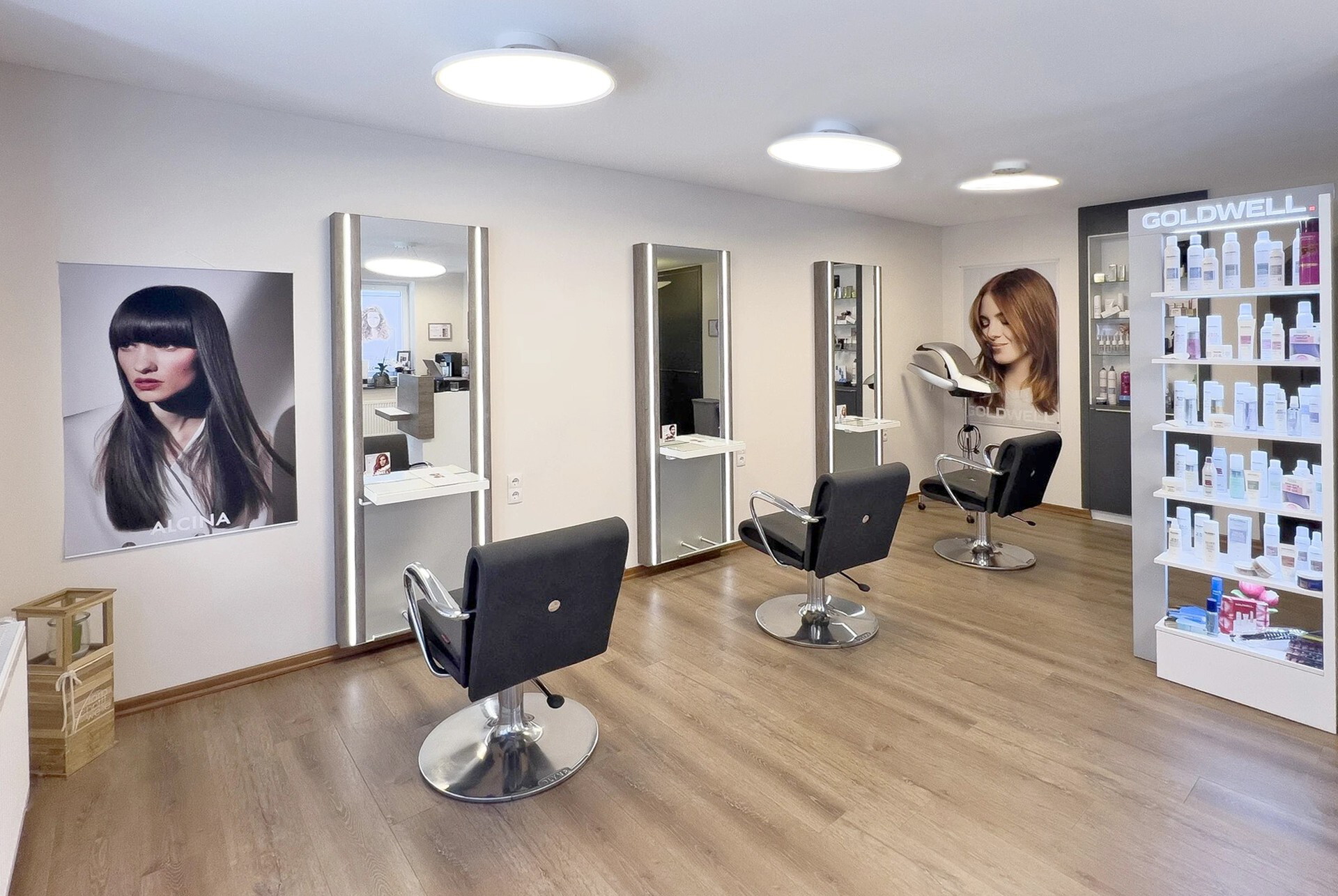Friseursalon Farbschnittwelle
